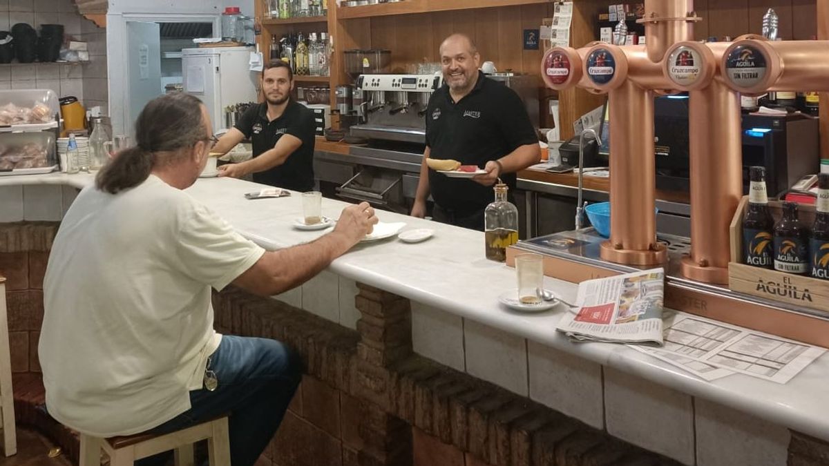 Negocios a 25 grados en pleno agosto Negocios a 25 grados en pleno agosto