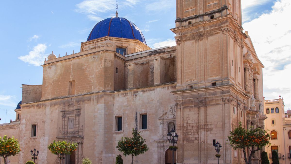 Basílica de Santa María Elche Basílica de Santa María Elche