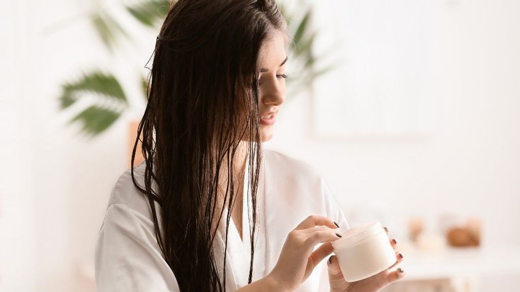 Las mascarillas perfectas para cuidar tu cabello este verano