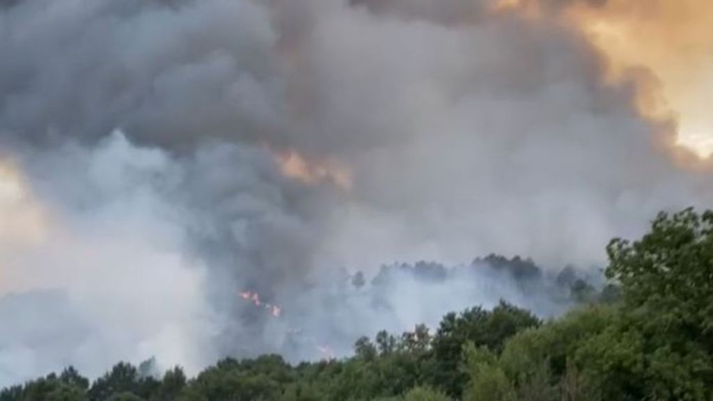 Ourense vuelve a revivir el drama de hace un mes: incendios con más de 2.000 hectáreas calcinadas