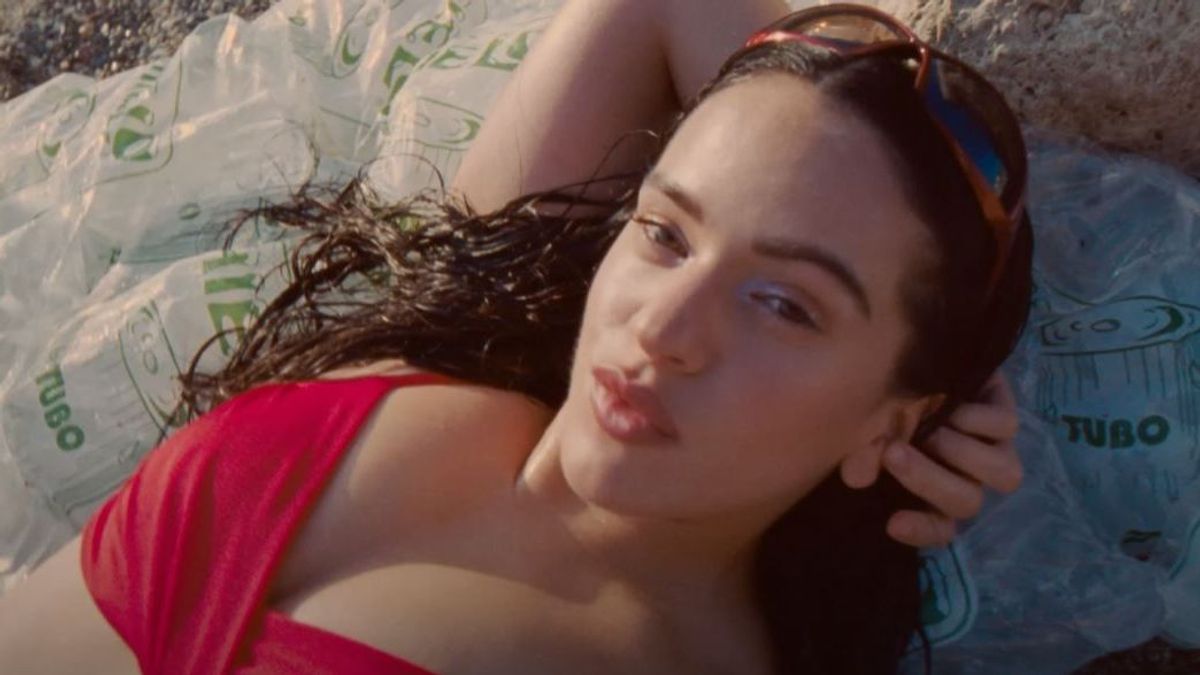 Rosalía en su videoclip 'Despechá'