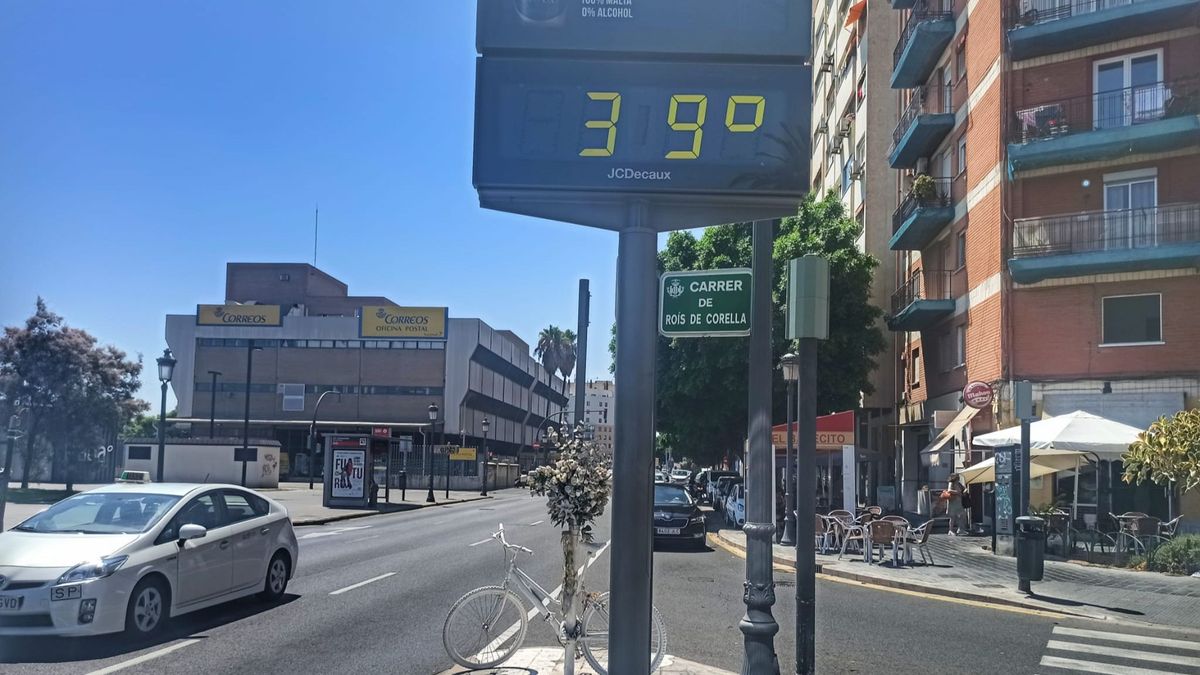 La Comunitat espera el puente más tórrido del año, hasta 42 grados en el interior La Comunitat espera el puente más tórrido del año, hasta 42 grados en el interior