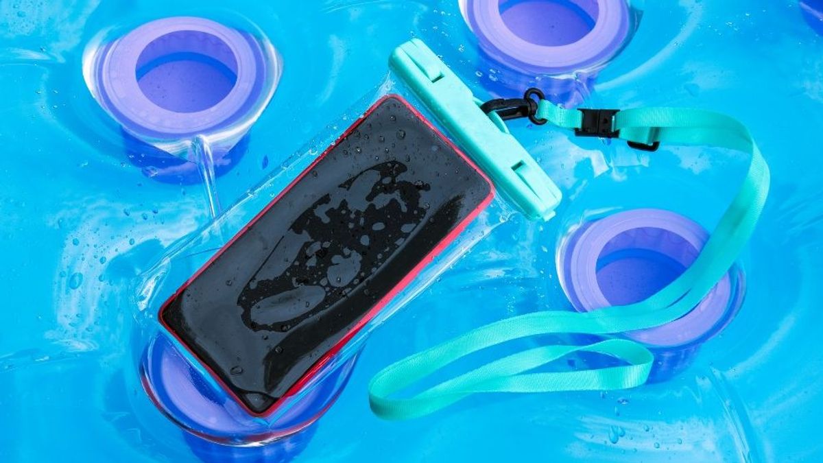 las fundas acuáticas más seguras para tu móvil