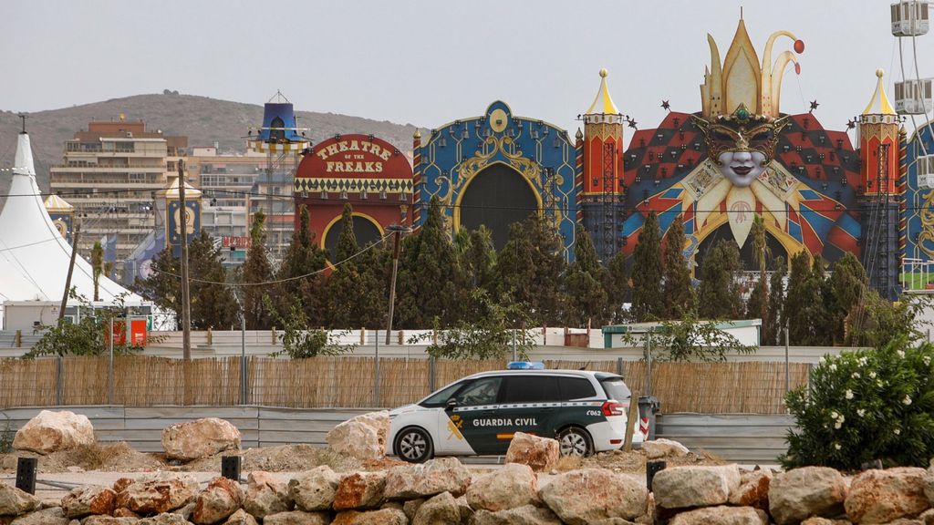 Imagen tomada desde el exterior del recinto del escenario principal del Festival Medusa de Cullera (Valencia)