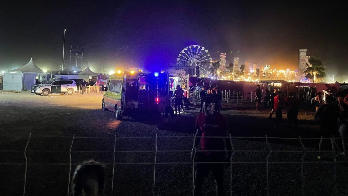 Cuatro jóvenes continúan ingresados tras el derrumbe en el Medusa Festival de Valencia Cuatro jóvenes continúan ingresados tras el derrumbe en el Medusa Festival de Valencia