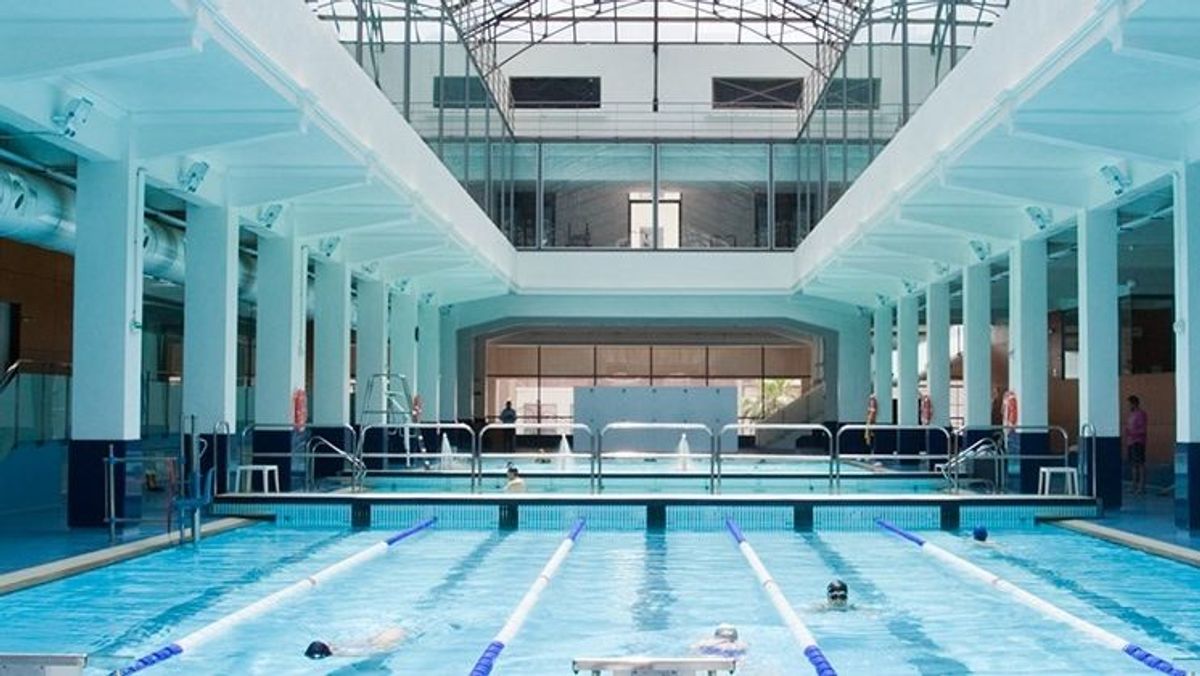 Las piscinas de Ayora y Abastos reabrirán en septiembre después no poder asumir su coste energético Las piscinas de Ayora y Abastos reabrirán en septiembre después no poder asumir su coste energético