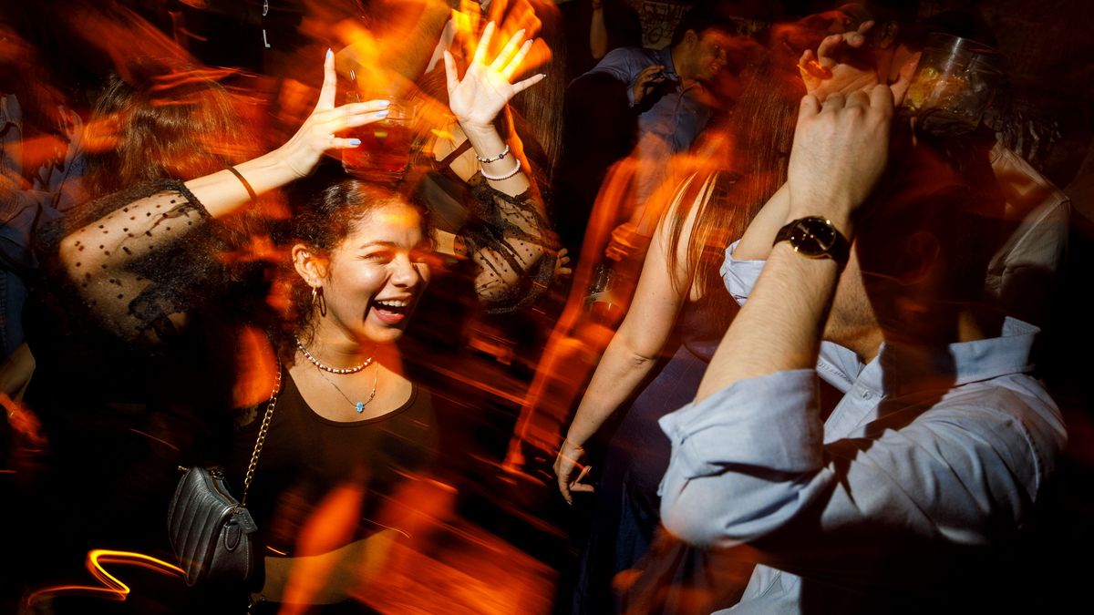 Las raves comenzaron como fiestas ilegales, pero han dado el salto a los circuitos de conciertos de todo el mundo