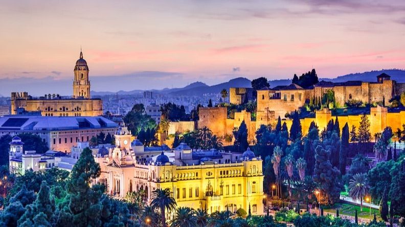 Málaga es especialmente bonita en verano.