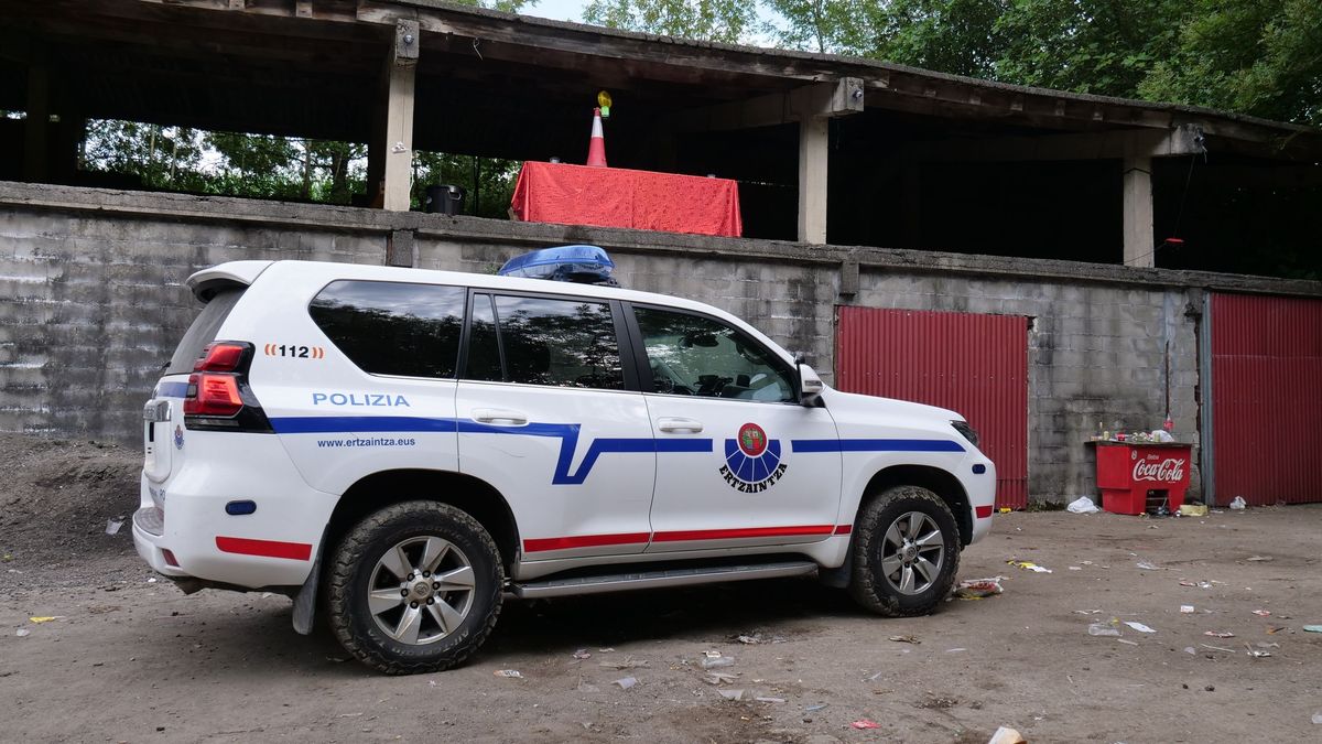 Patrulla de la Ertzaintza Patrulla de la Ertzaintza