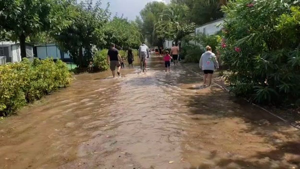 Camping inundado Camping inundado