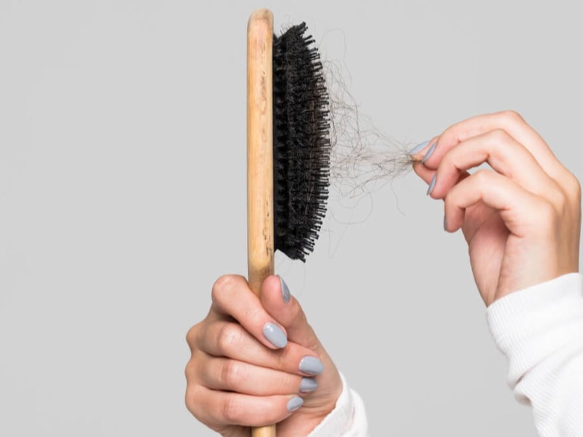 Cómo limpiar correctamente el cepillo del pelo – Modesta Cassinello