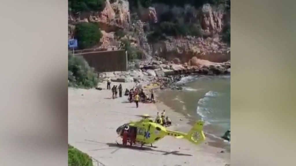 Fallece el menor que ayer fue rescatado grave en una playa de Salou