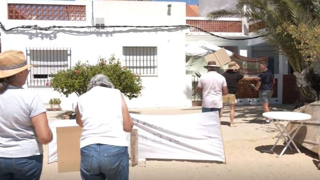 La pesadilla de una familia al okuparles su casa en Huelva