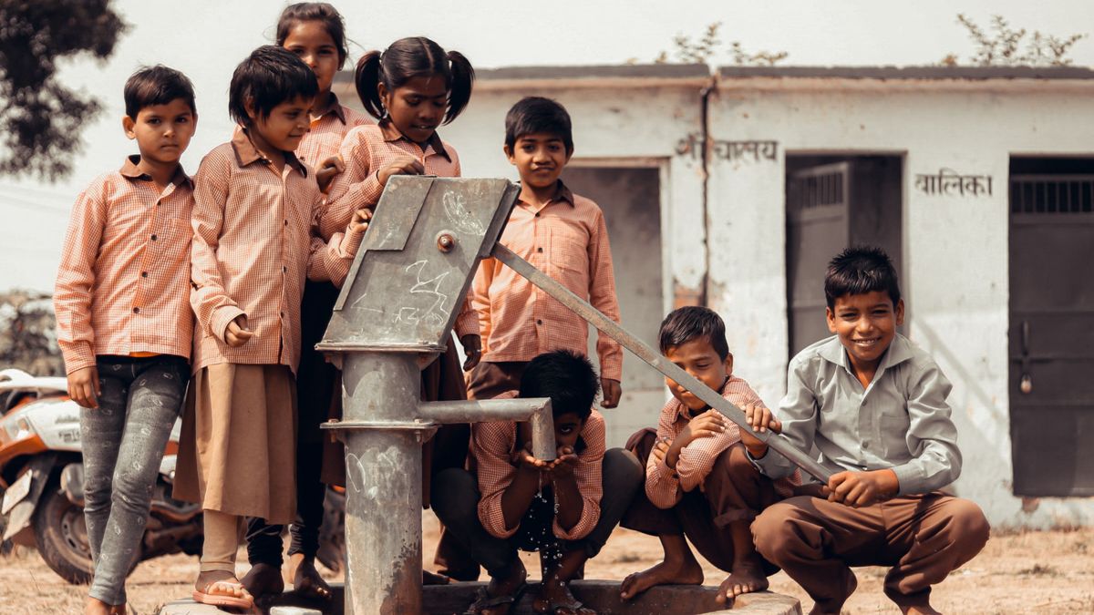Un grupo de niños en la India