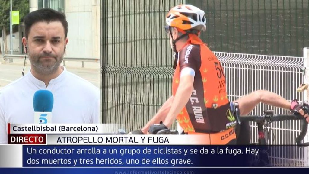 Dos ciclistas mueren y tres quedan heridos al ser atropellados en Castellbisbal: el conductor se ha fugado