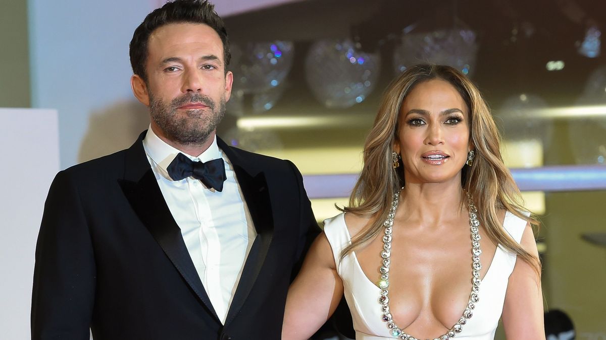 American actor Ben Affleck and american actress and singer Jennifer Lopez  at the 78 Venice International Film Festival 2021.  The last duel red carpet. Venice (Italy), September 10th, 2021,Image: 631594883, License: Rights-managed, Restrictions: * Italy Rights OUT *, Model Release: no, Credit line: Marilla Sicilia / Zuma Press / ContactoPhoto