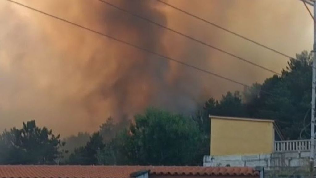 Galicia sufre dos nuevos incendios en la provincia de Pontevedra