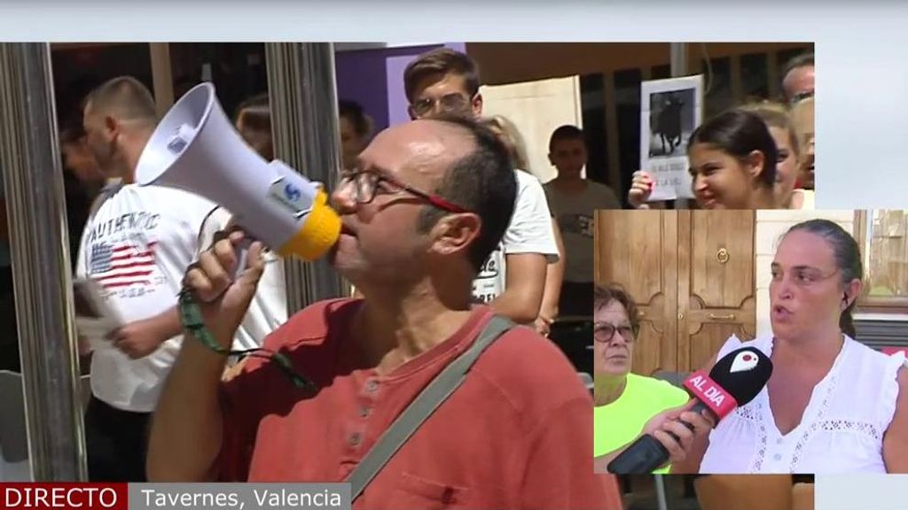 'Cuatro al día' habla en directo con la Peña Taurina de Tavernes