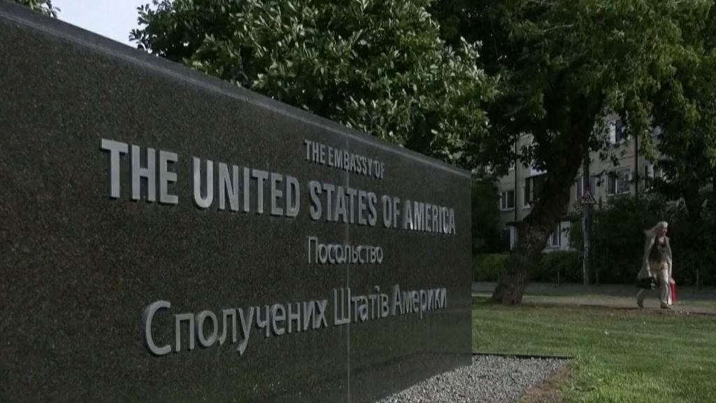 Estados Unidos pide a sus nacionales que abandonen Ucrania cuanto antes