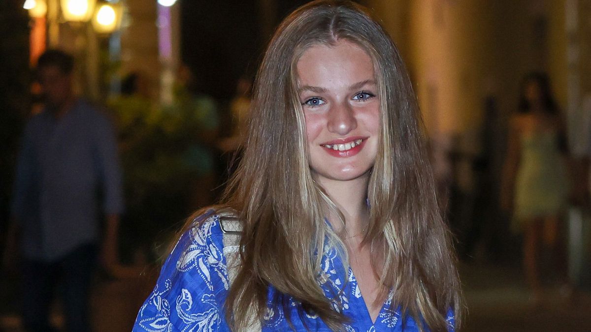 La Princesa Leonor sale de un restaurante, a 7 de agosto de 2022, en Palma de Mallorca La Princesa Leonor sale de un restaurante, a 7 de agosto de 2022, en Palma de Mallorca