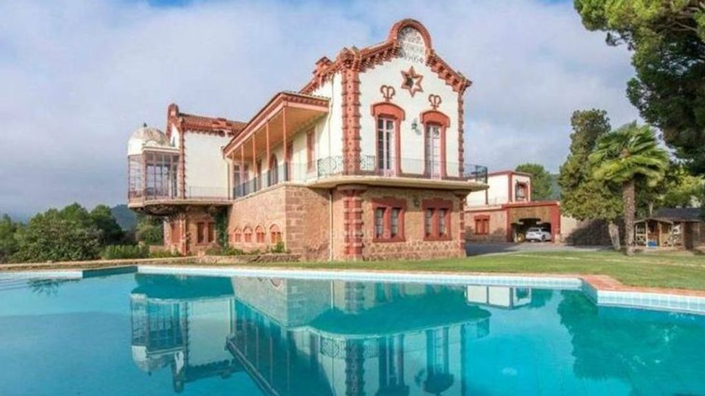 rosalia rauw alejandro casa