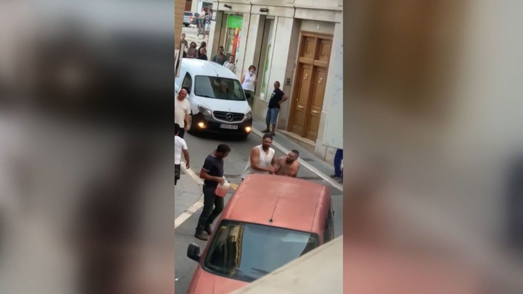 Detenidos tres hombres por una riña tumultuaria en Valencia en la que se exhibió un arma corta