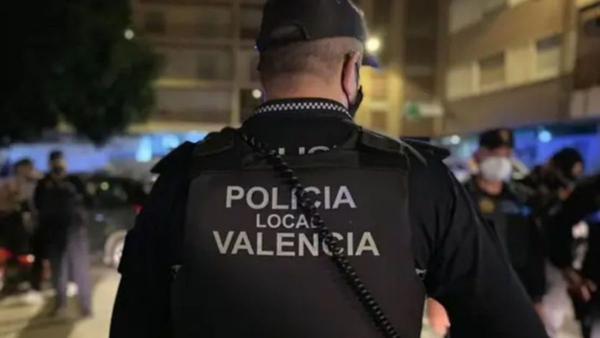 Detienen a un hombre por intentar violar a un niño en los baños de un bar en Valencia