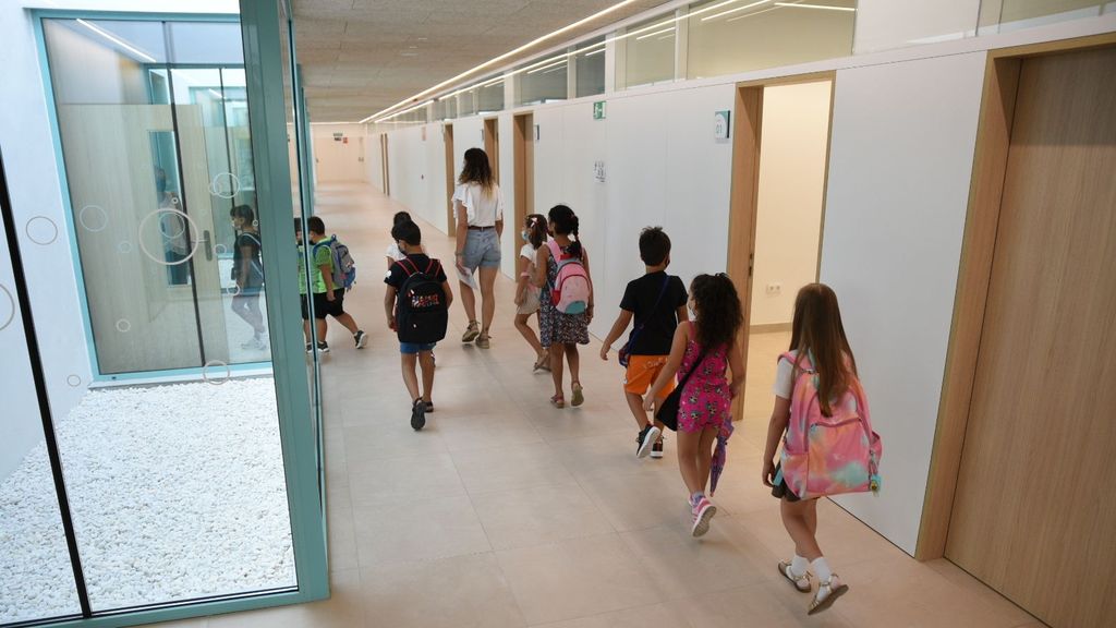 Recta final para el comienzo de curso y siete comunidades no han aprobado todavía sus decretos de currículos