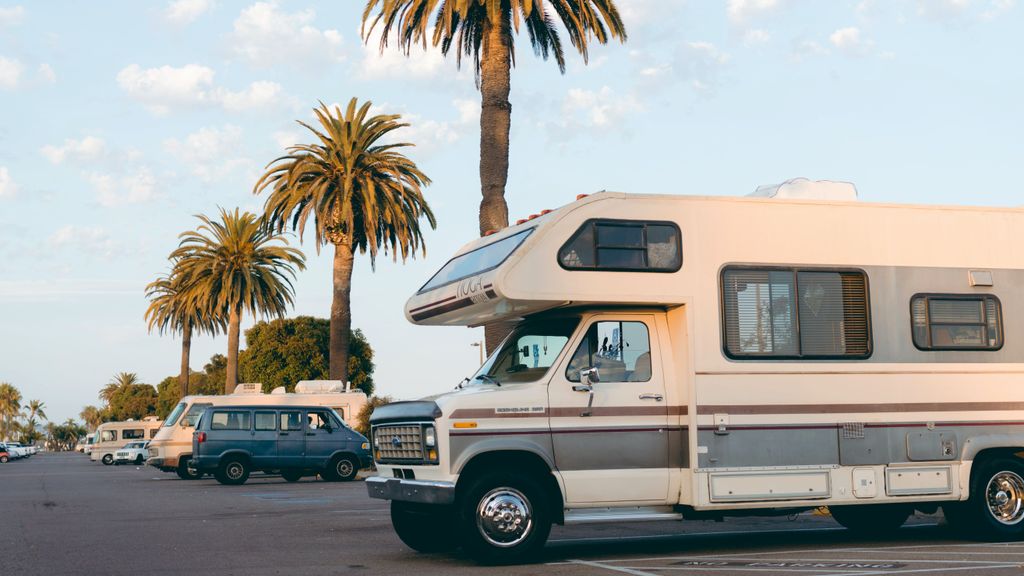 Qué tipos de autocaravanas no puedes conducir con el carnet de coche