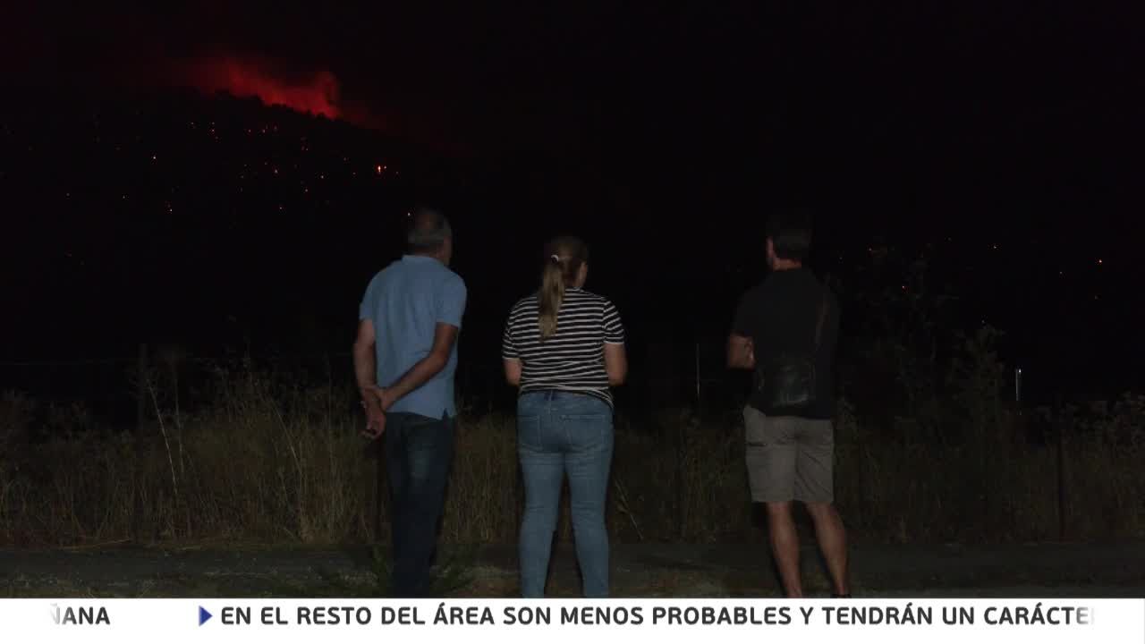 El incendio de Riópar, en Albacete, podría quedar controlado en las próximas horas