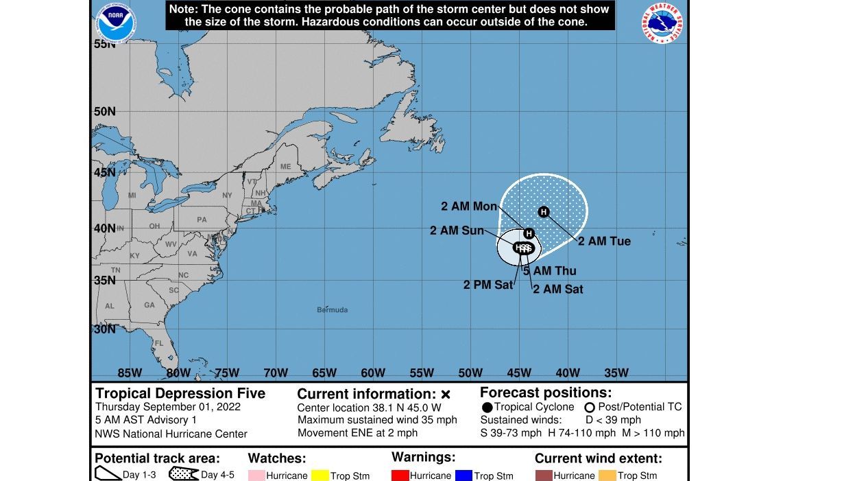 Depresión tropical 'Five' en formación