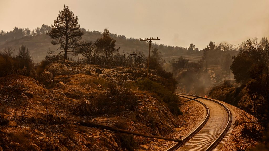 Vías del tren a su paso por Bejís