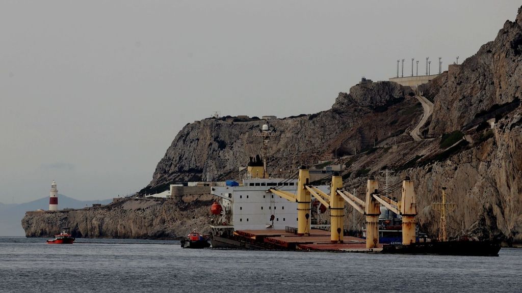 El capitán del barco varado frente a Gibraltar ha quedado en libertad bajo fianza