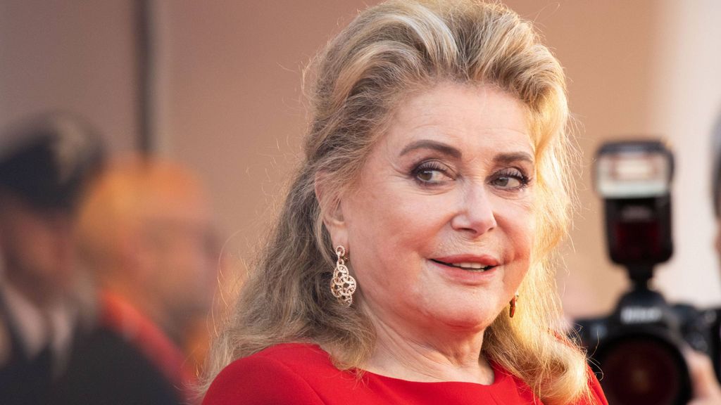 Catherine deneuve sex symbol joven 78 años