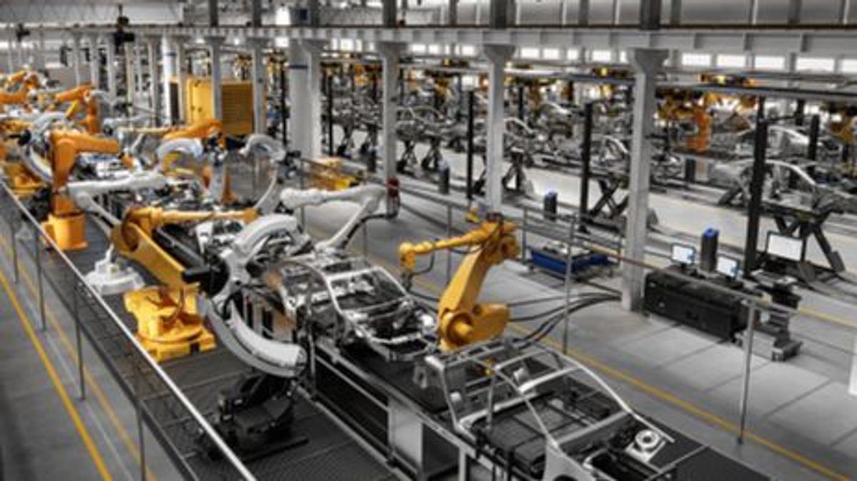 Coches en línea de producción en fábrica Coches en línea de producción en fábrica