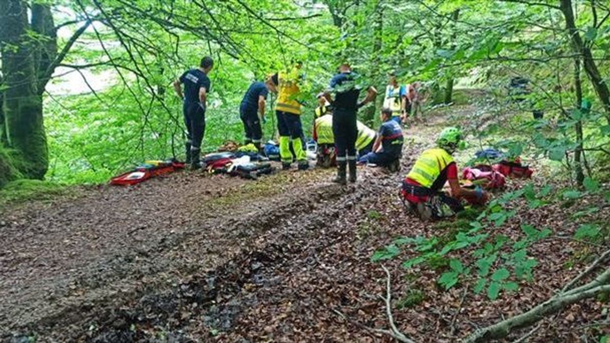 Muere una persona de 35 años en Eratsun, Navarra, mientras paseaba por el monte