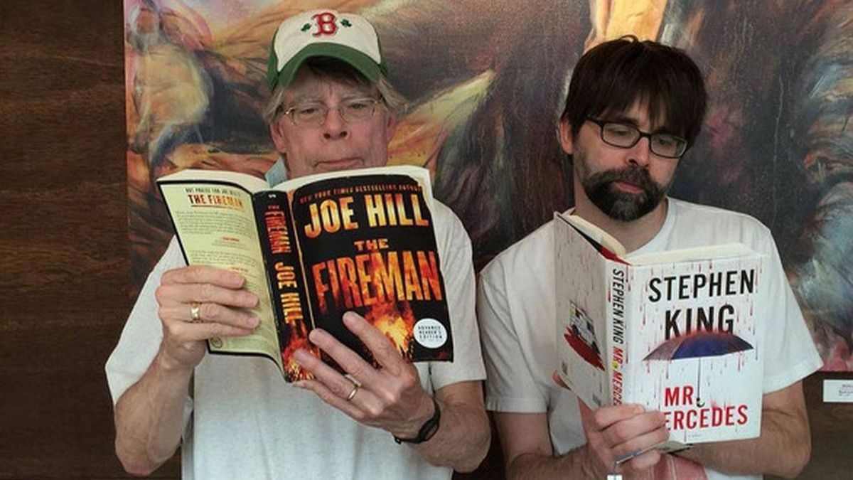Quién es Joe Hill y cómo se ha convertido en el digno sucesor de su padre, Stephen King