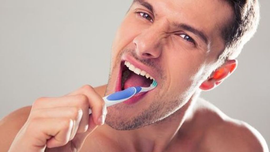 Cepillado de dientes, manual o con cepillo eléctrico