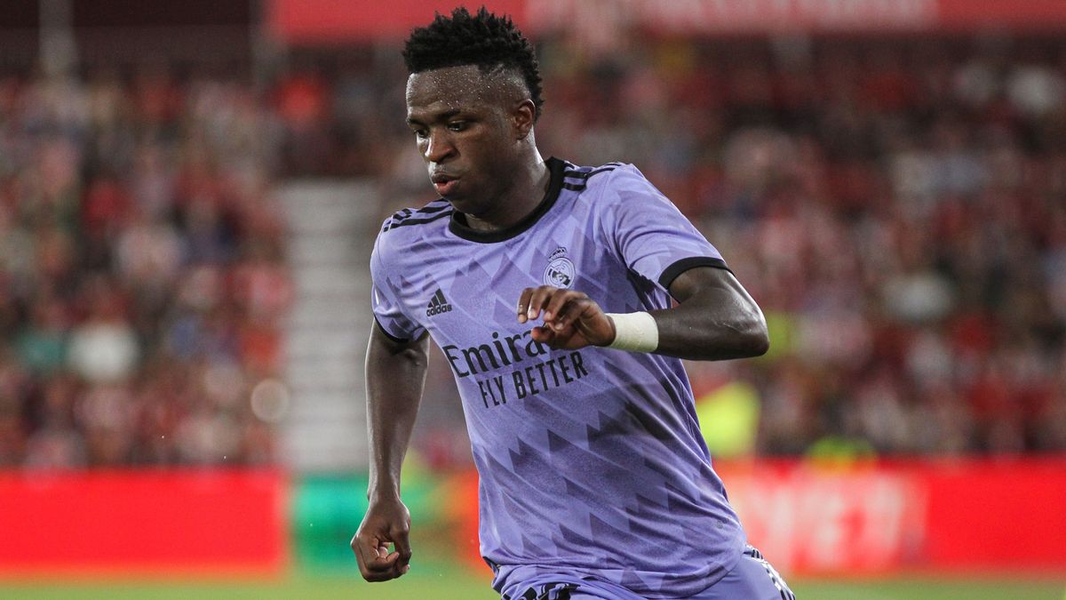 El Real Madrid anuncia que Vinicius Junior obtiene la nacionalidad española