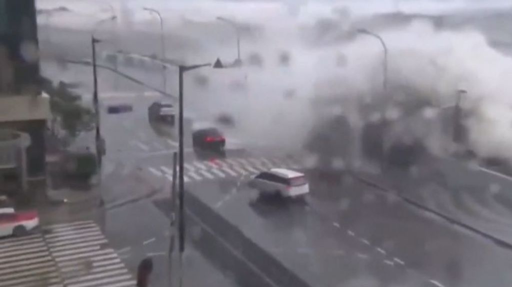 El devastador paso del tifón Hinnamor por Corea del Sur