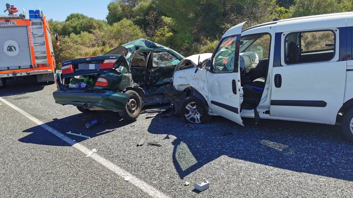 Dos de los coches siniestrados Dos de los coches siniestrados