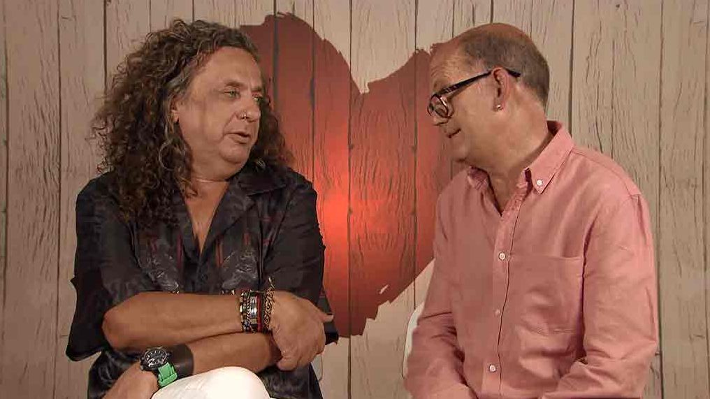 Adriano y Jesús durante su cita en 'First Dates'