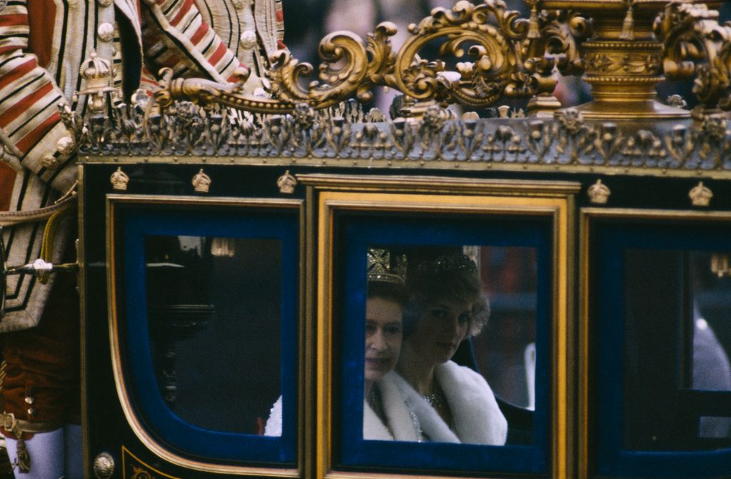 El reinado de Isabel II, en imágenes