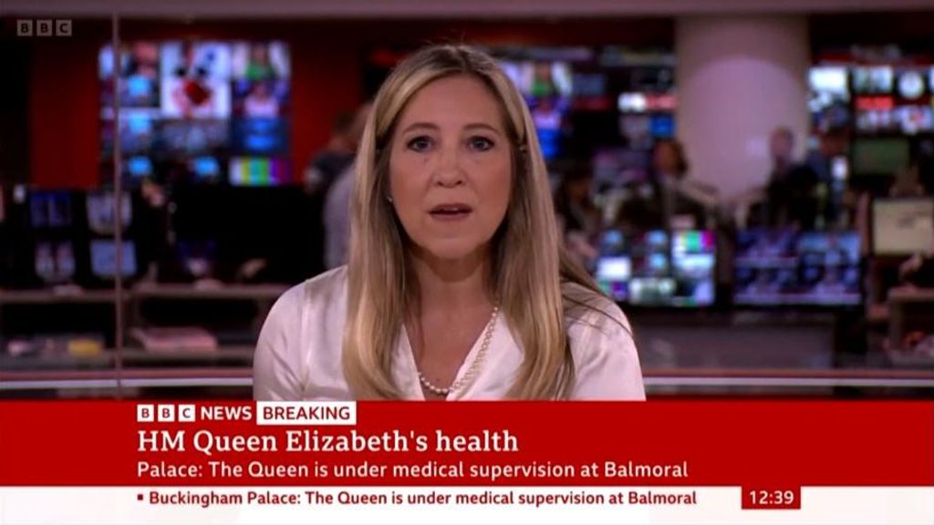 La preocupación por Isabel II interrumpe la programación de los medios británicos