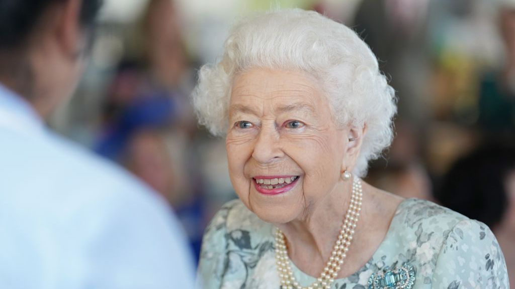 La reina Isabel II, bajo supervisión médica en su palacio de Balmoral