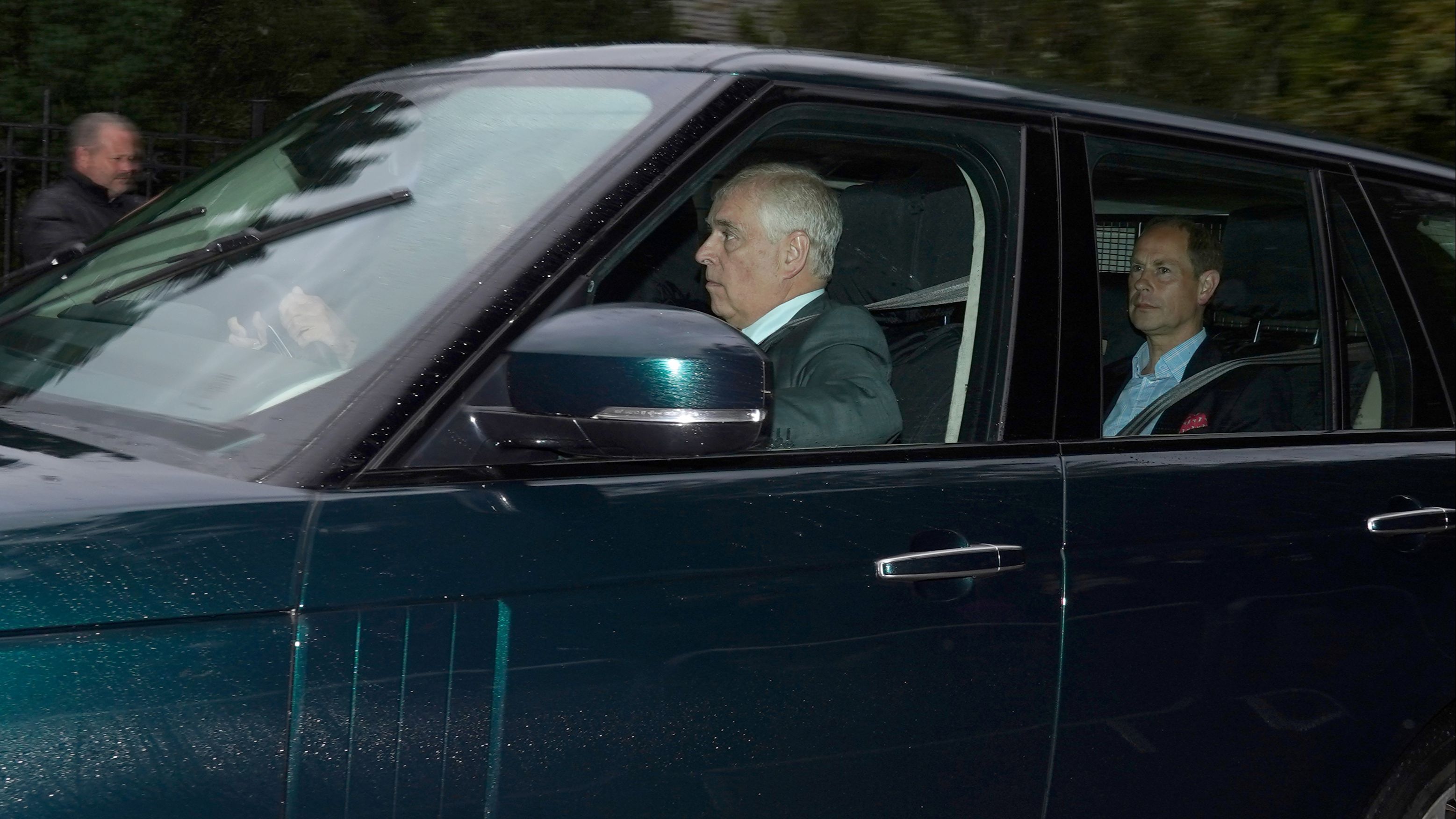 Los príncipes llegan al Castillo de Balmoral