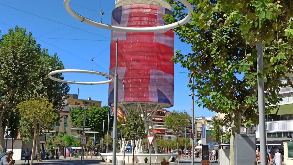 Bandera británica en el tecnohito de Benidorm