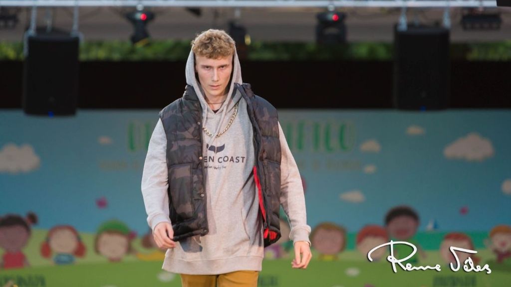 Charlie, en el desfile solidario organizado en 2019