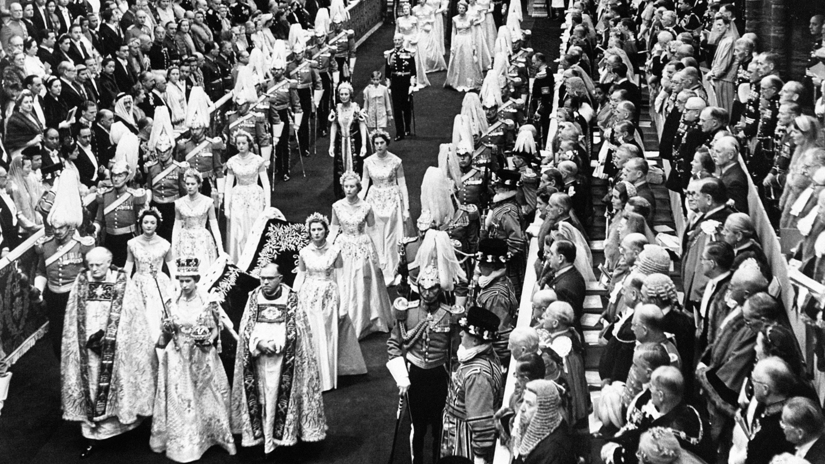 La ceremonia de coronación de Isabel II se quiso presentar como un resurgimiento del Imperio británico
