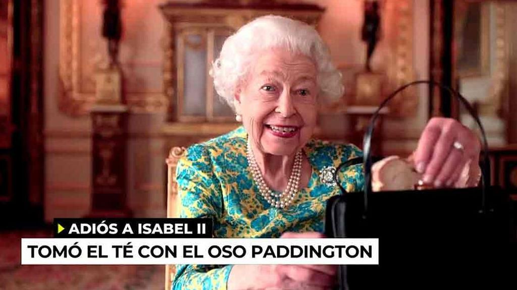 La fallecida Isabel II de Inglaterra tomó el té con el Osito Paddington